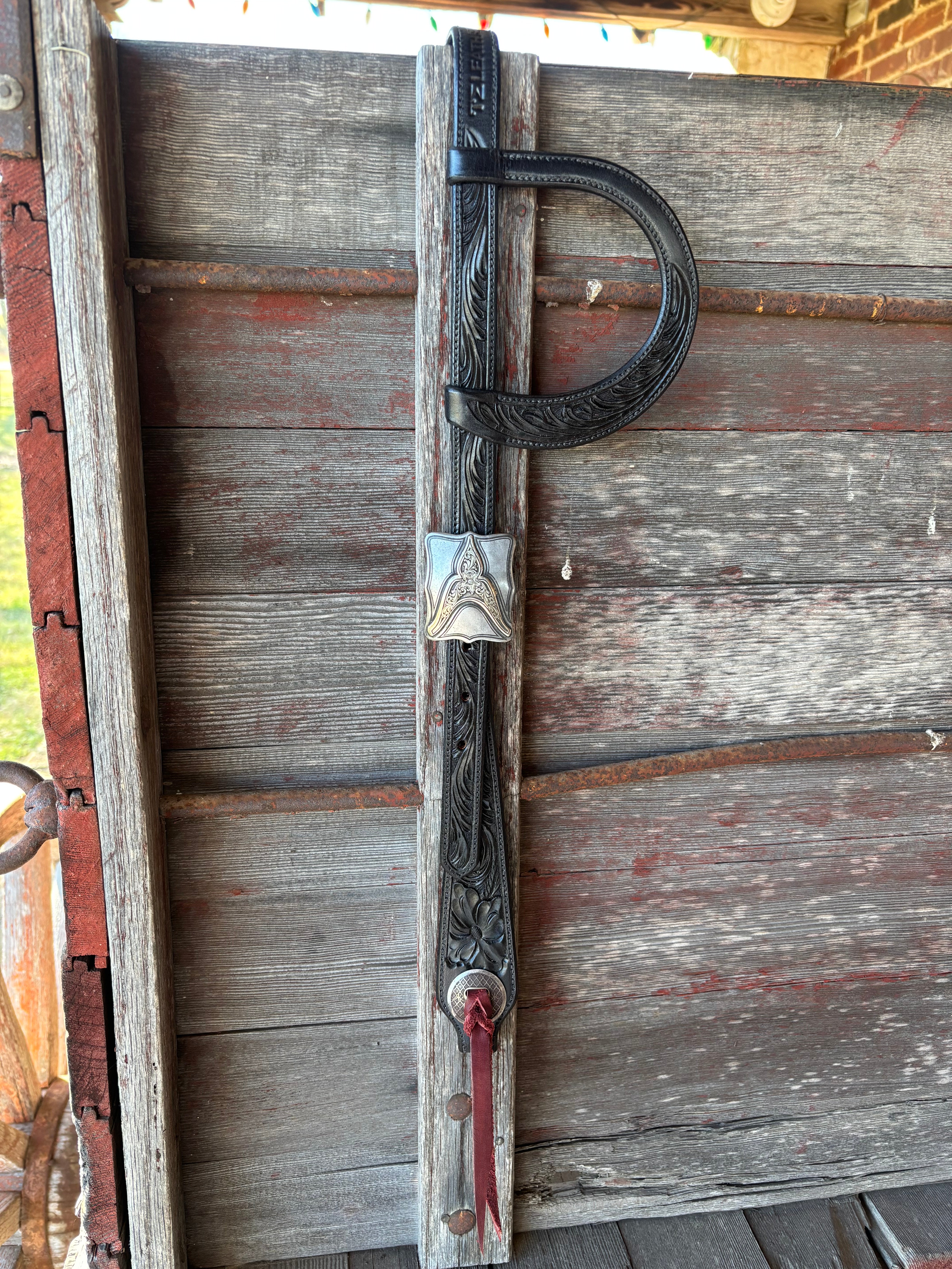 TM Leather Black Floral and Scroll Ear Loop Headstall w/ Square Engraved Buckles