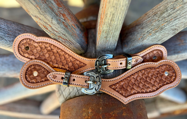 Jake Vance Small Natural Spur Straps - Curved Petal Shell